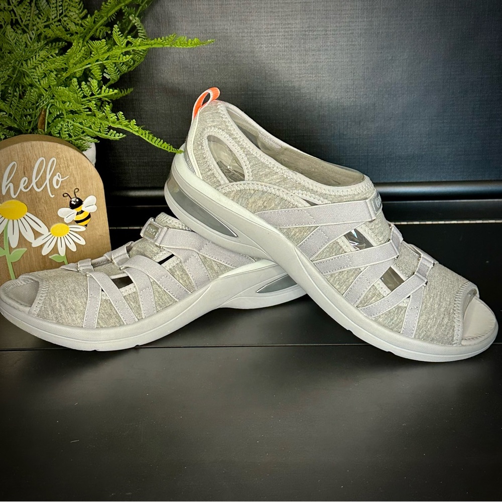 NWT BZees Reveal Grey Open Toe Comfort Shoe size 10W - Picture 5 of 13
